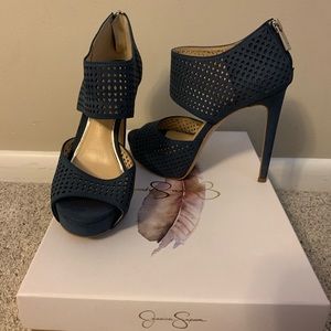 Jessica simpson blue zipper back heels, 6